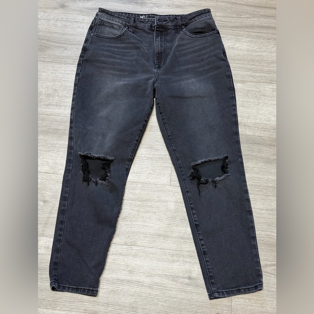 No Boundaries Black Distressed Skinny Jeans